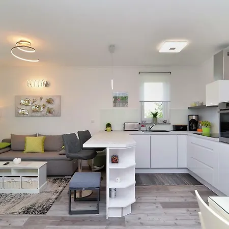 Marica 1941 Apartmán